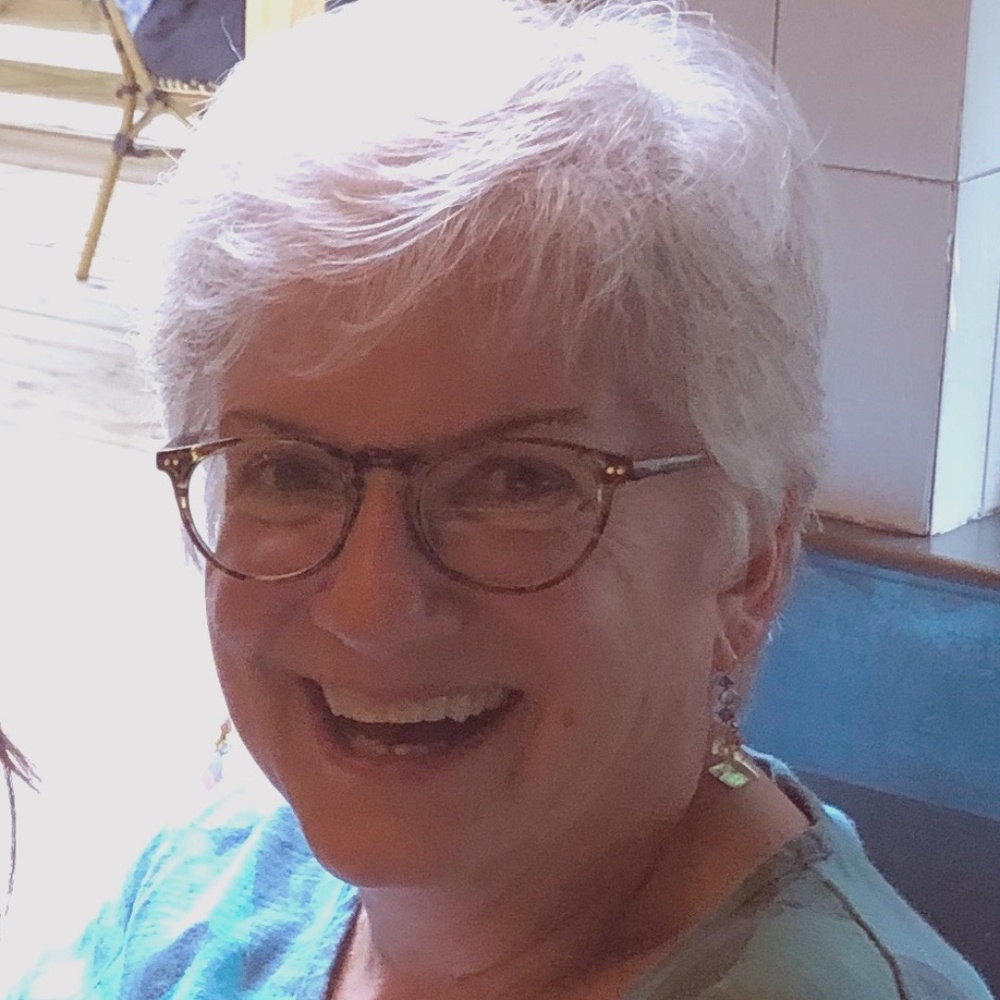 Meet your Posher, Esther